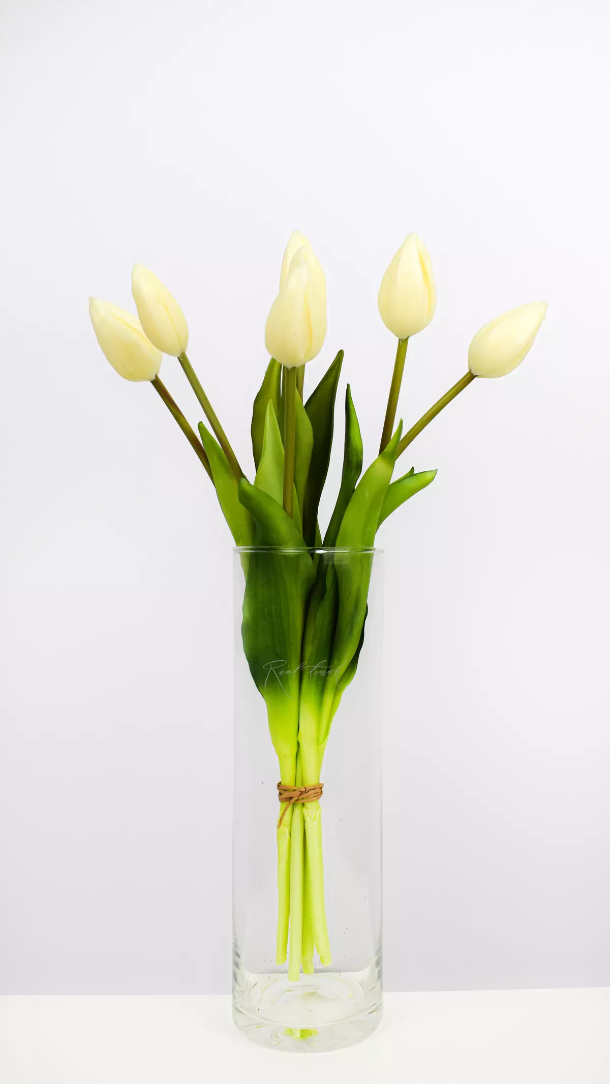 Bouquet of closed tulips 4 + 3 - white